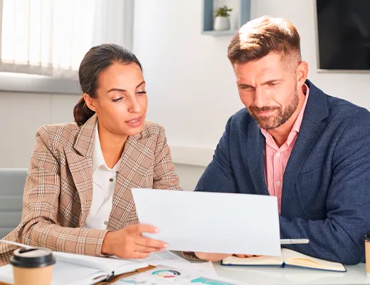 Katastrální výpis se zástavním právem banky a exekučním příkazem